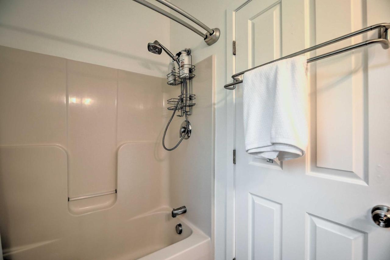 דירות Cambridge Airy And Bright Hideaway Near Smugglers Notch! מראה חיצוני תמונה